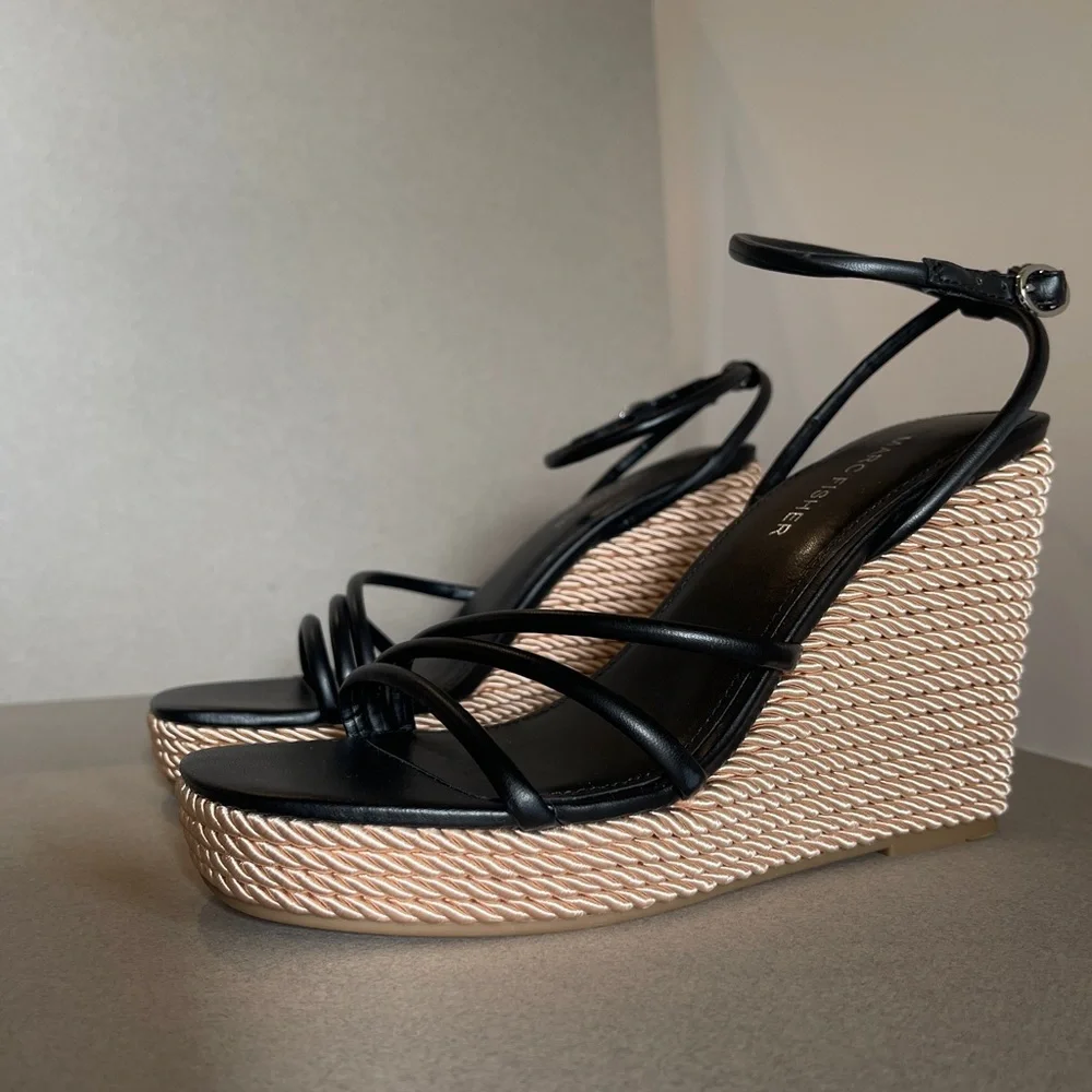 🌷 Marc Fisher Wedge Sandals - NWT 🌷